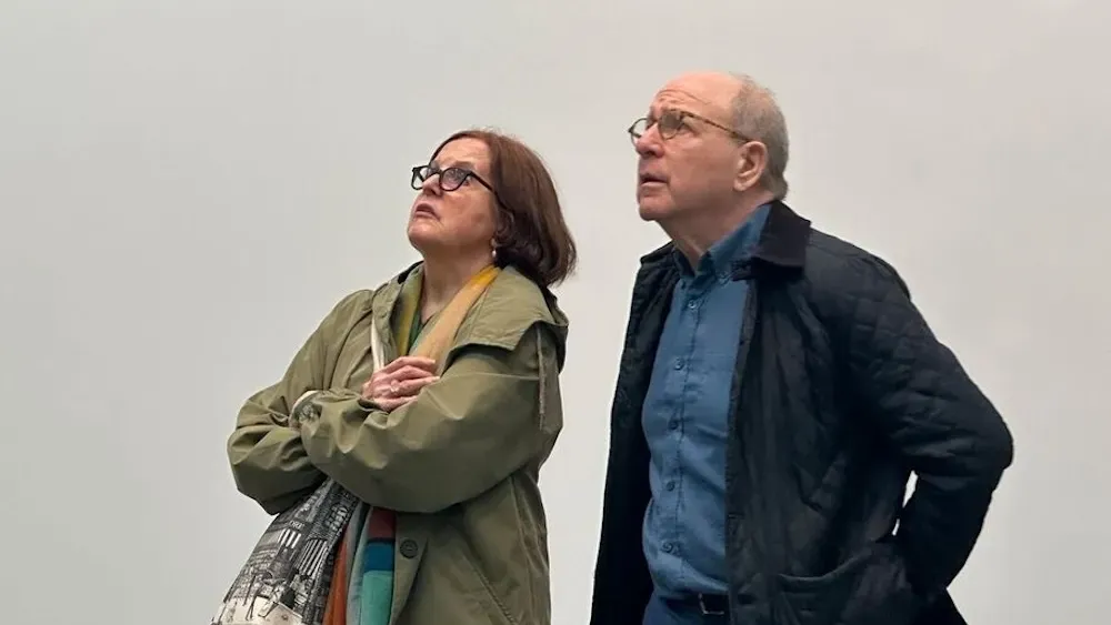Unveiling the Art-Driven Lives of Power Critics: Jerry Saltz and Roberta Smith