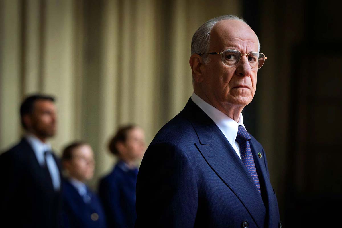 Toni Servillo Shines in Paolo Sorrentino’s Latest Political Drama