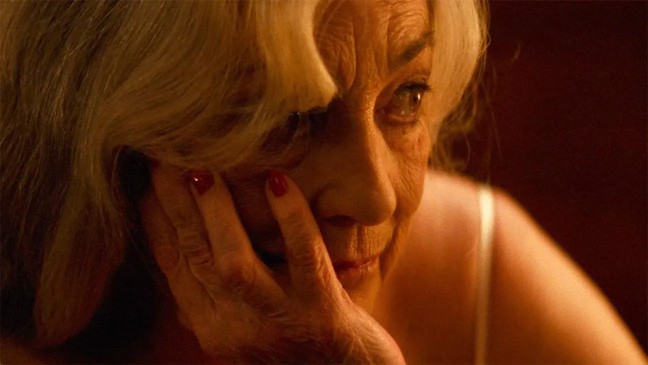 Carmen Maura's Stellar Performance in 'Calle Málaga'