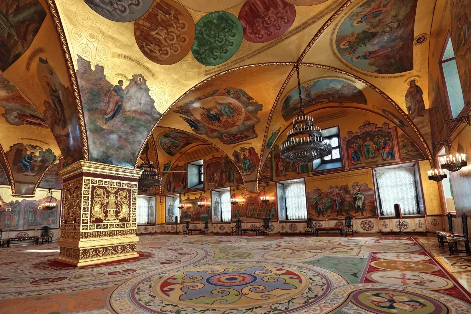 "Inside the Kremlin: A Behind-the-Scenes Look at Vladmir Putin's Rise to Power"
