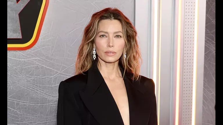 Hefner's Widow Pleads with Jessica Biel to Reconsider Role in Playboy Film