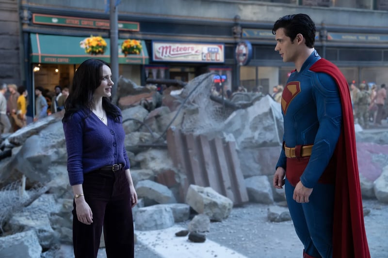 "Superman" Refreshes DC Universe with Unconventional Disasters and Internal Battles